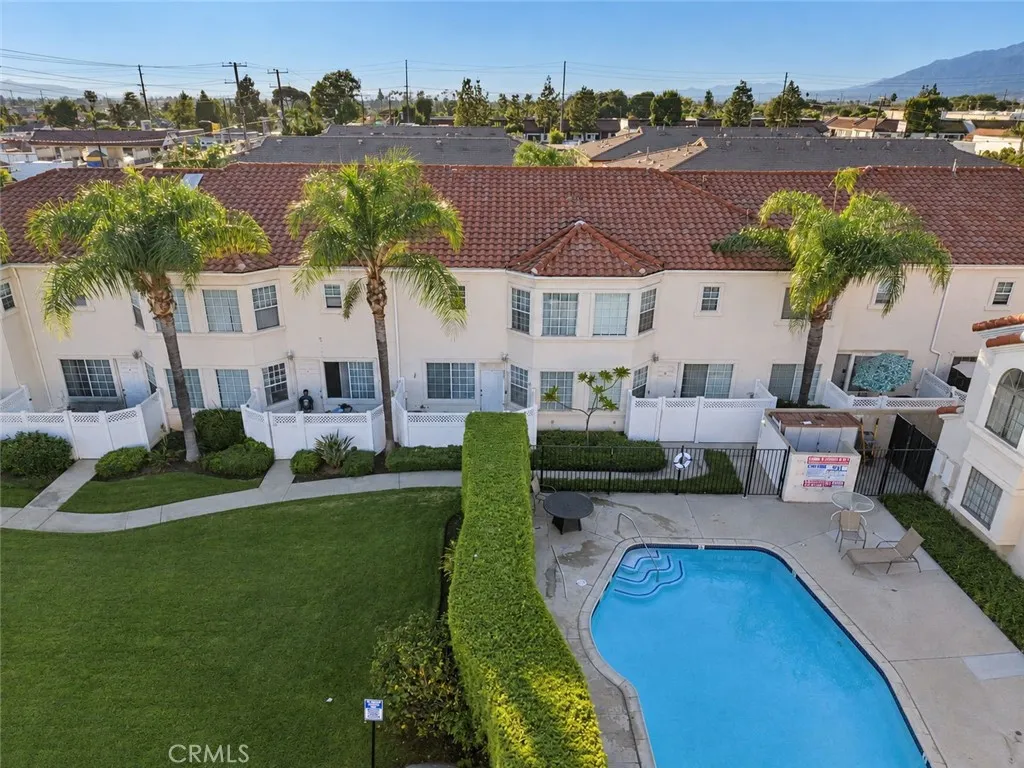 19555 E Cypress Street Unit P — photo
