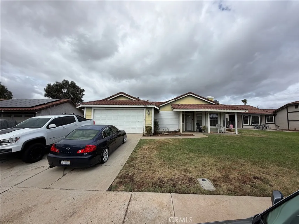 12984 Westbury — photo