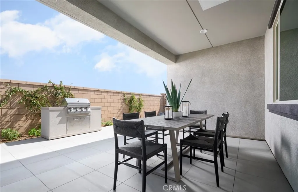 1574 Delryn Circle — photo