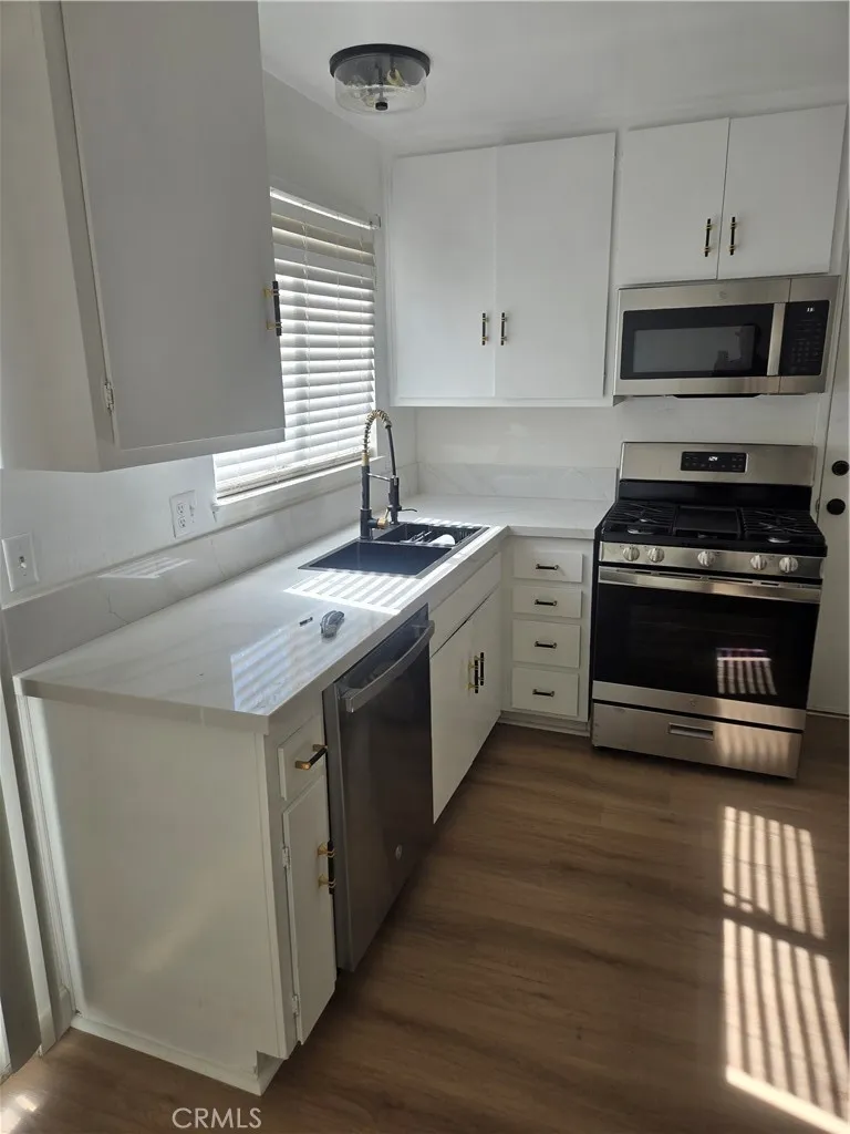 6898 John, Riverside, CA 92509 — photo 3