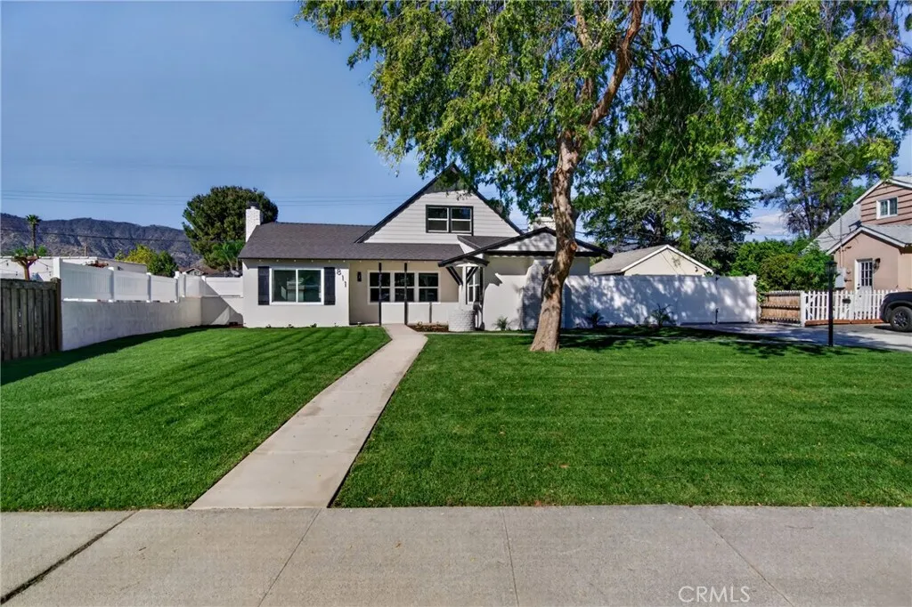 811 E Ada — photo