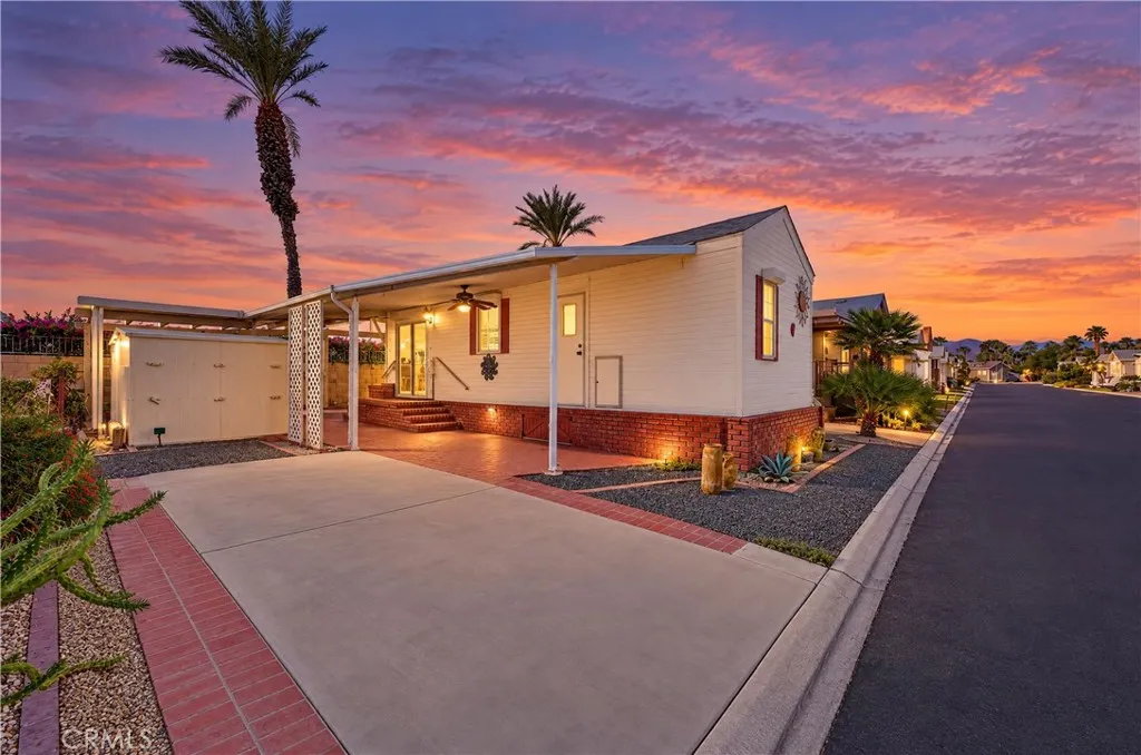 81620 Avenida Unit 8 — photo