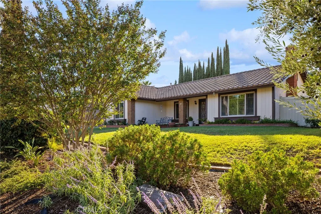 5383 Cornwall, Riverside, CA 92506 — photo 3