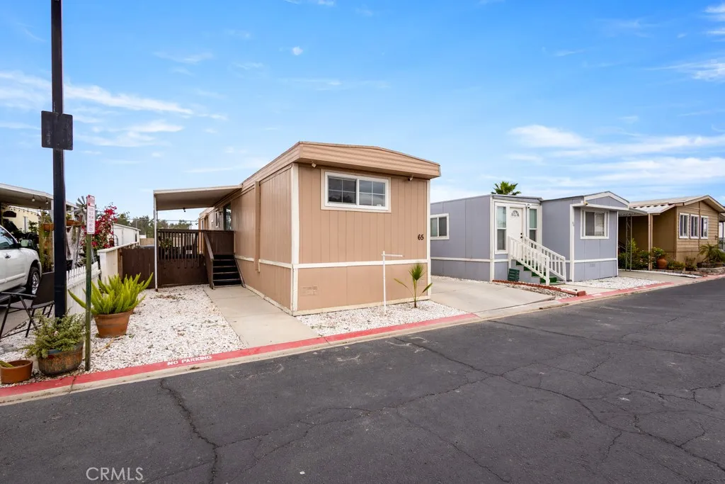 350 E San Jacinto Unit 65 — photo