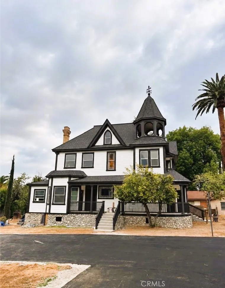 1118 W Palm Unit 5 — photo