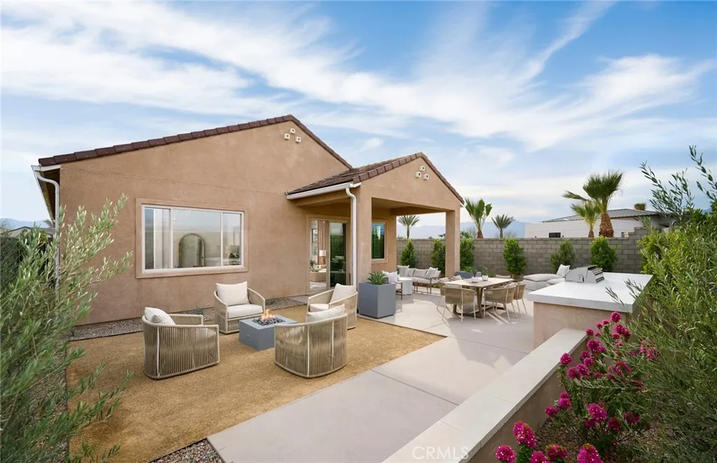 39702 Yellowstone Drive — photo