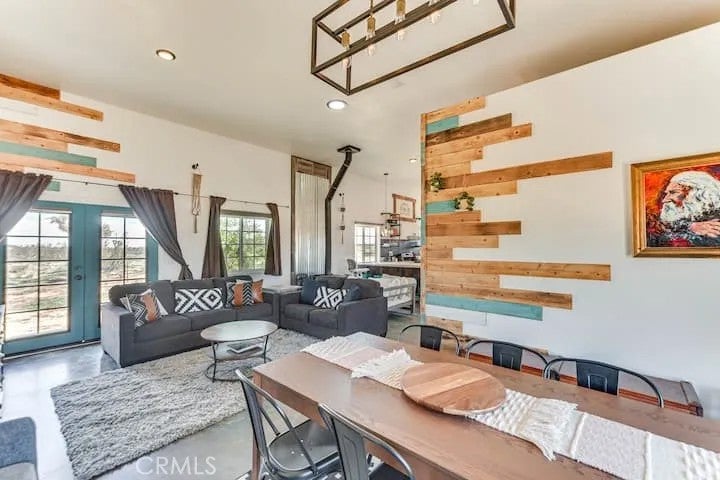 58725 Botkin Road — photo
