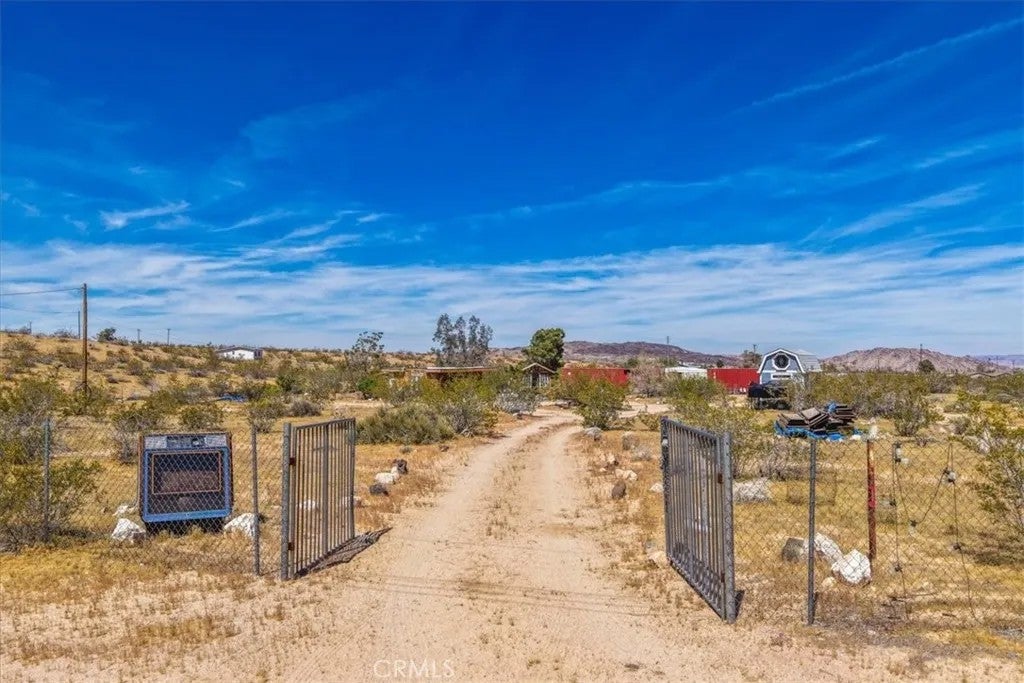 1022 Chuckawalla Road — photo