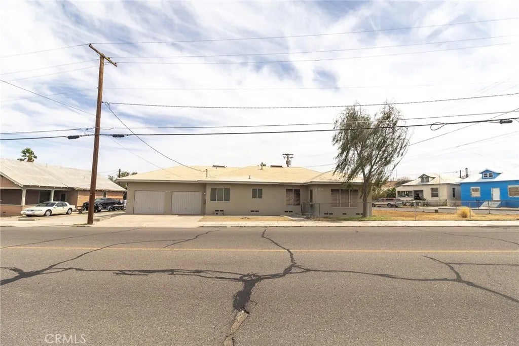630 Acoma Street — photo