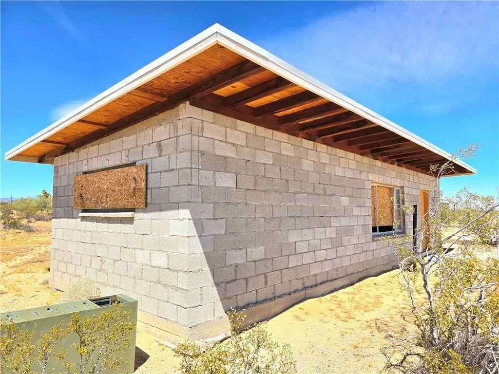 1440 Mcgarry — photo