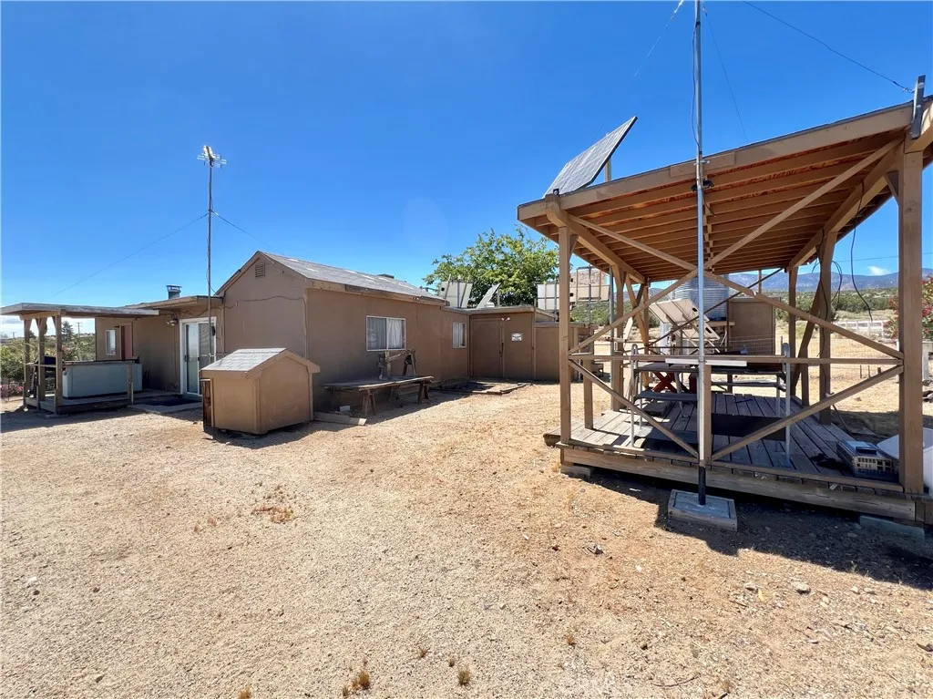 31210 Libra, Llano, CA 93544 — photo 3