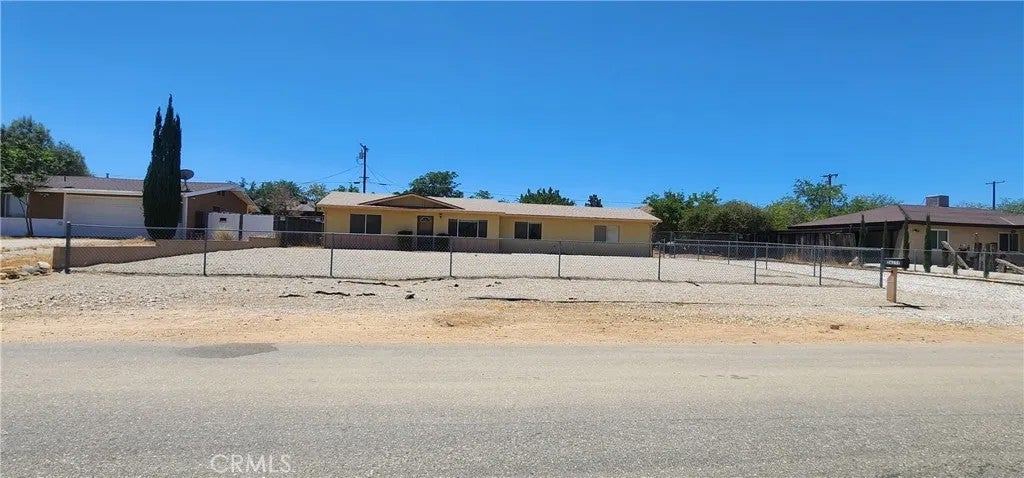 56159 Taos Trl — photo