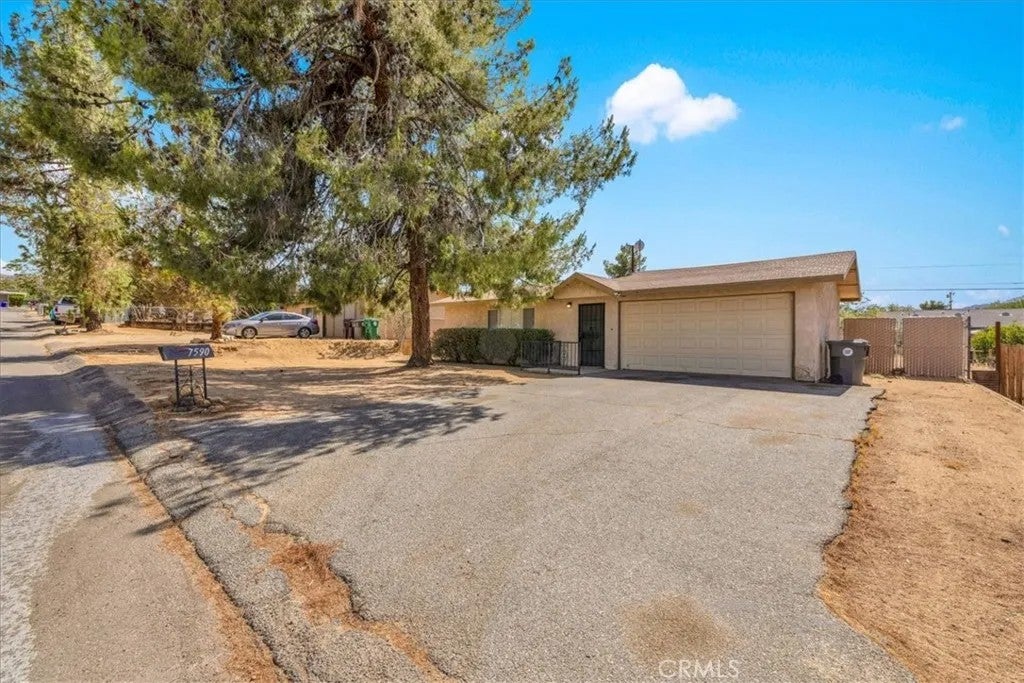 7590 Cibola Trail — photo