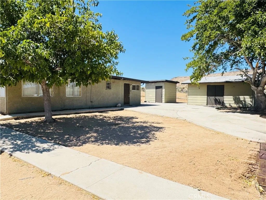 56677 Sunset Drive — photo