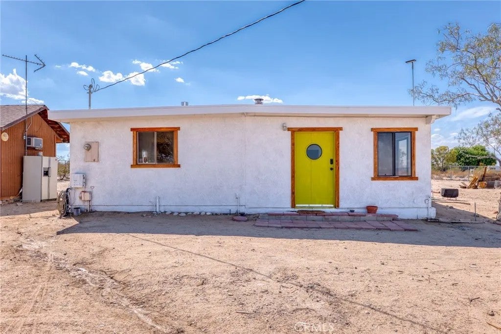 69833 Sunny Sands — photo