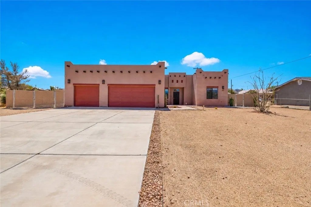 58055 Desert Gold Drive — photo