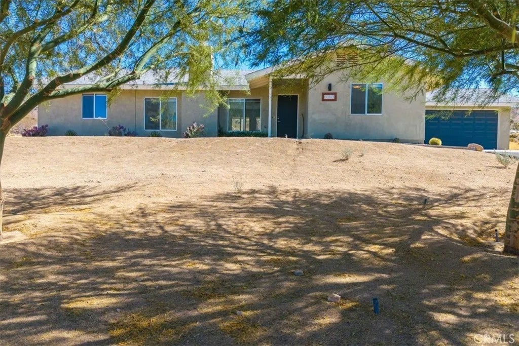 60313 Pueblo Trail — photo