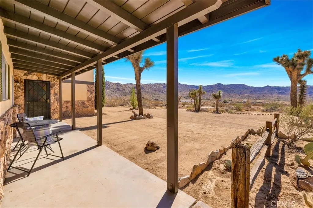 8715 Desert Shadows Road, Joshua Tree, CA 92252 — photo 3
