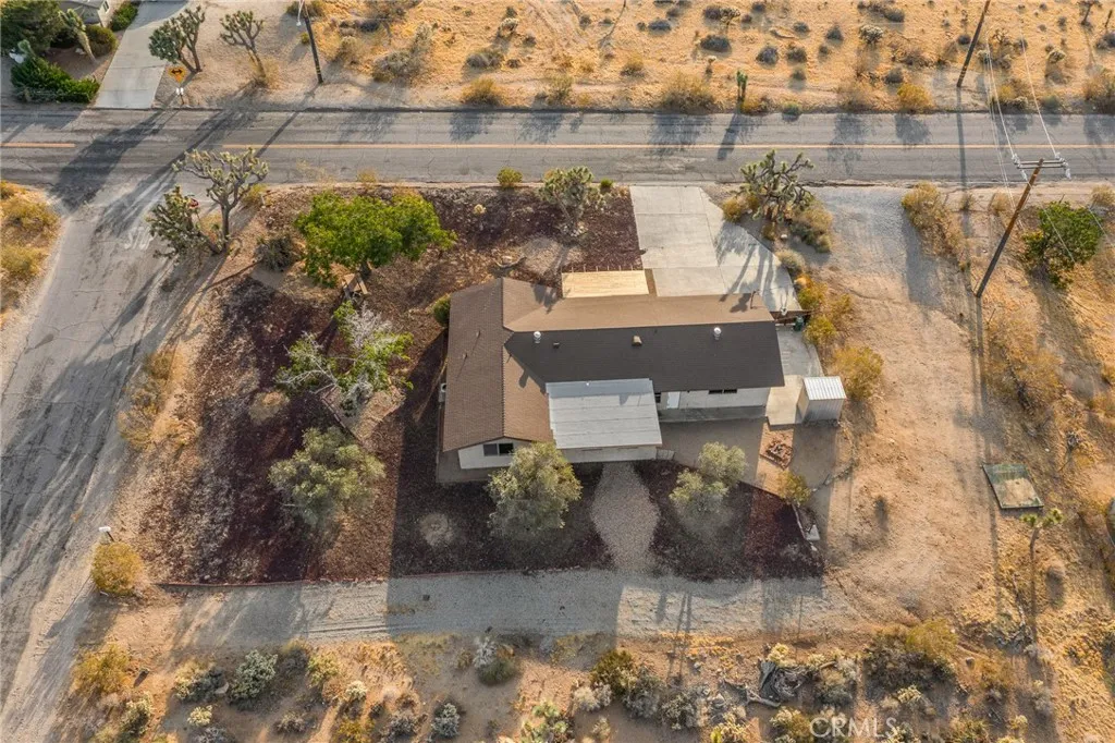 7453 Olympic Road, Joshua Tree, CA 92252 — photo 2