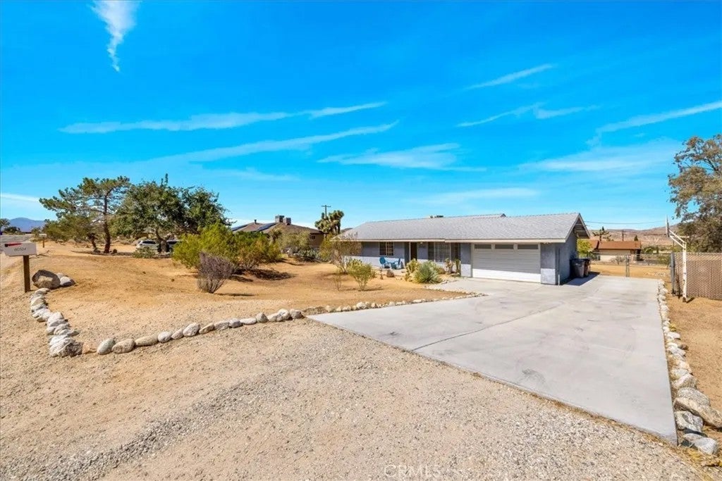 60324 La Mirada Trail — photo