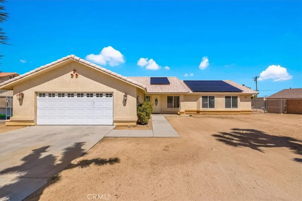 58318 Yucca Trail — photo