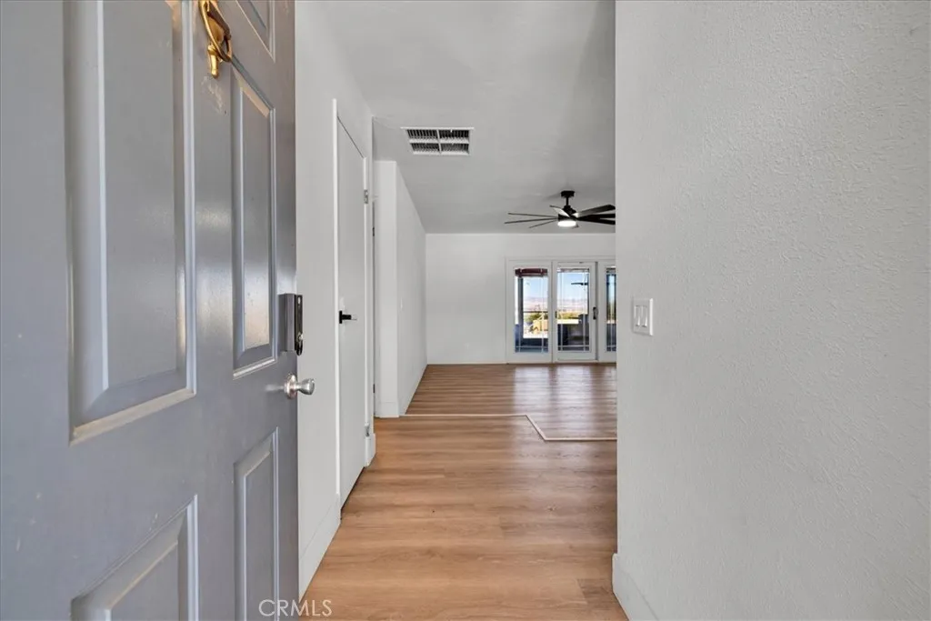 70130 Cottonwood Drive — photo