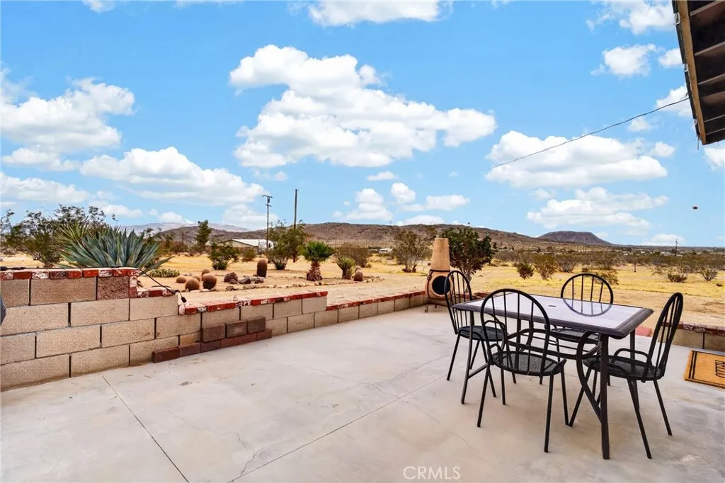 2822 Cherokee, Landers, CA 92285 — photo 3