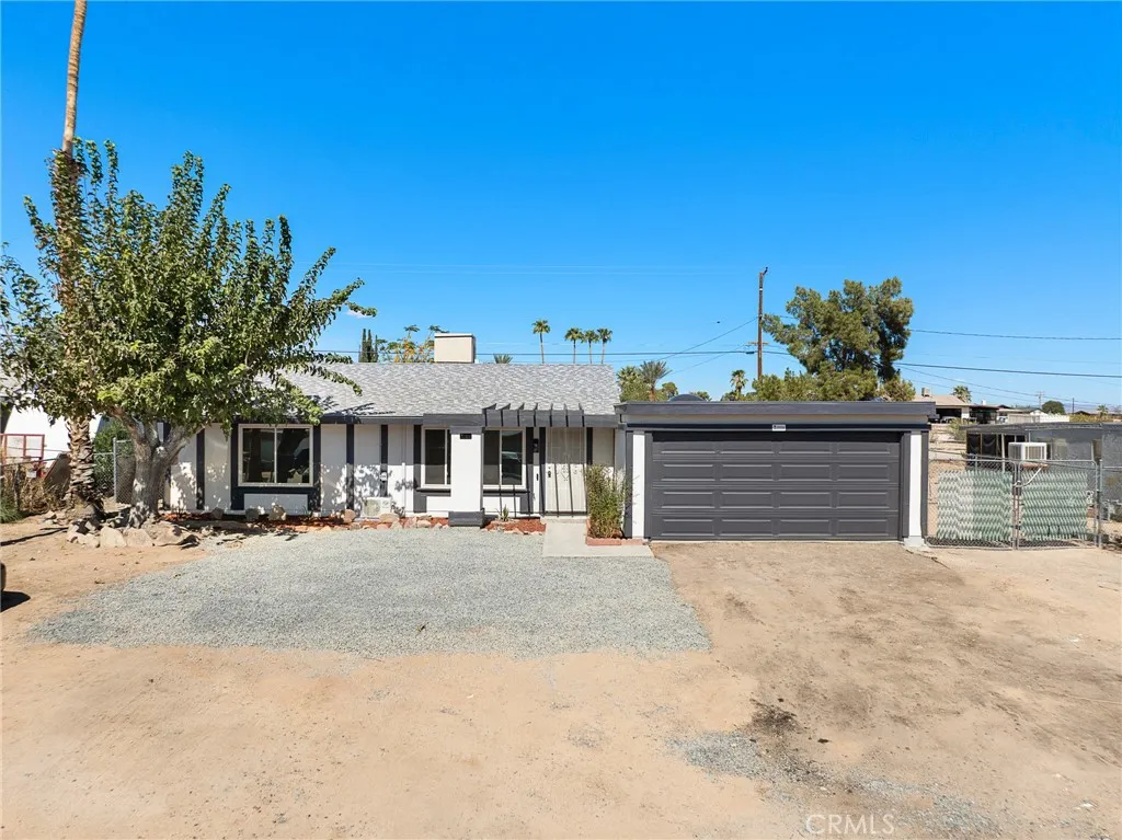 72376 Sunnyslope — photo