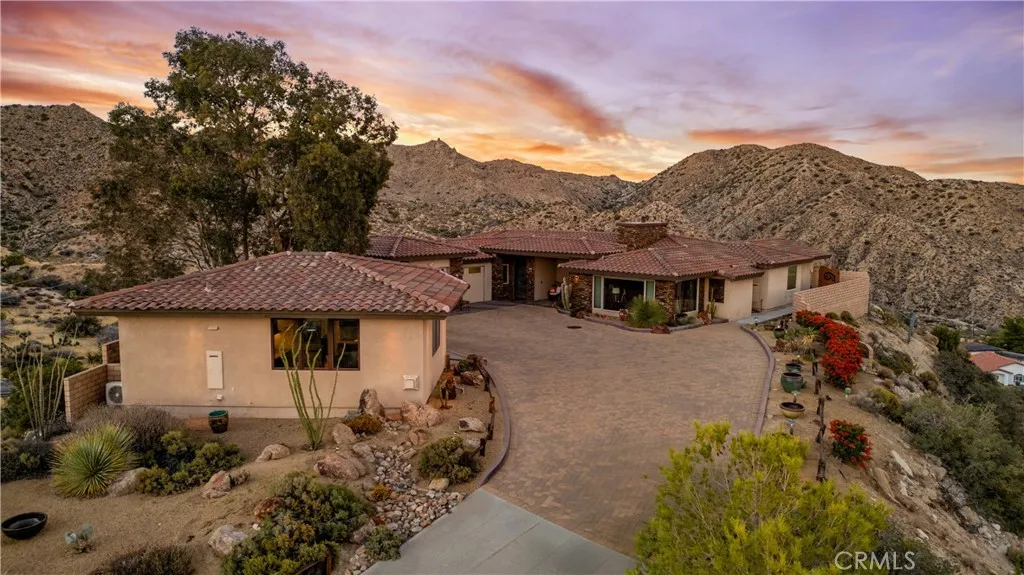 53905 Pinon Drive — photo
