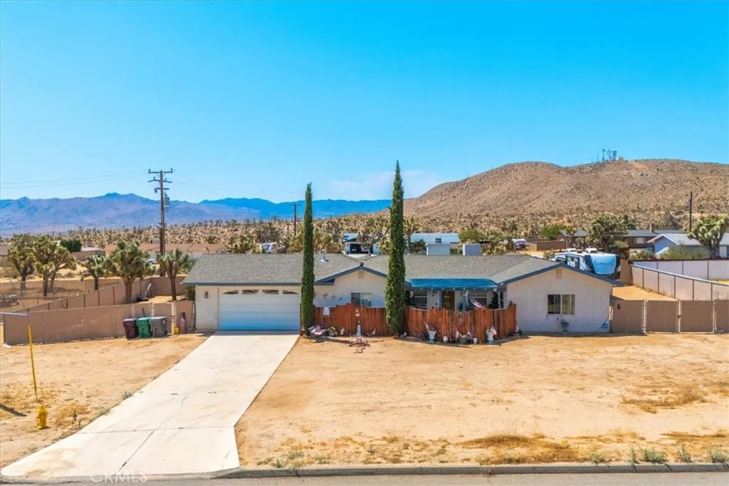 58583 Buena Vista Drive — photo