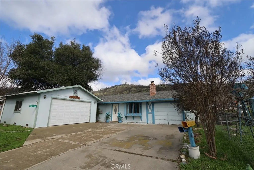 13418 Marina Village — photo