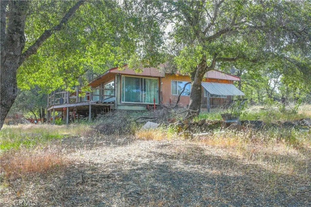 87 Shirley Lane — photo