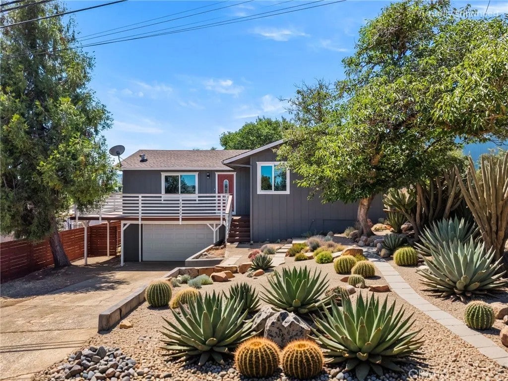 10325 Fairway Drive — photo