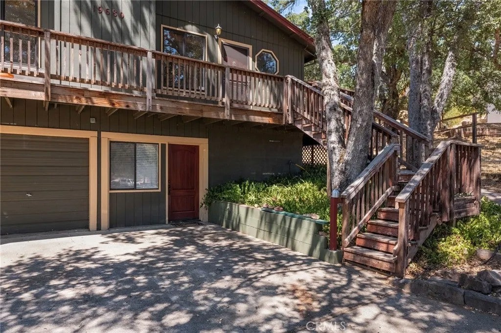 19680 Sugarwood Court — photo