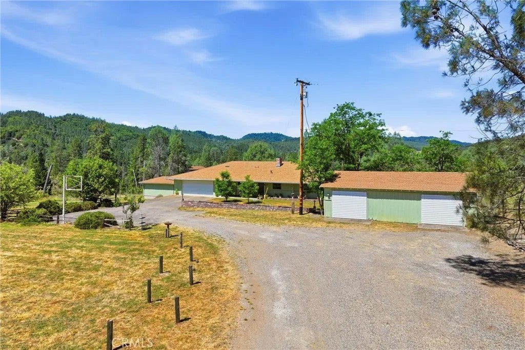8155 Sulphur Creek Rd — photo