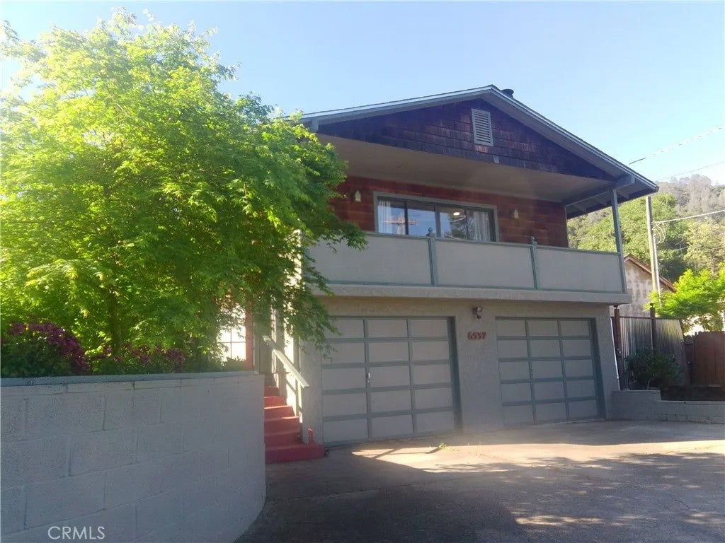 6537 Forestview Dr — photo