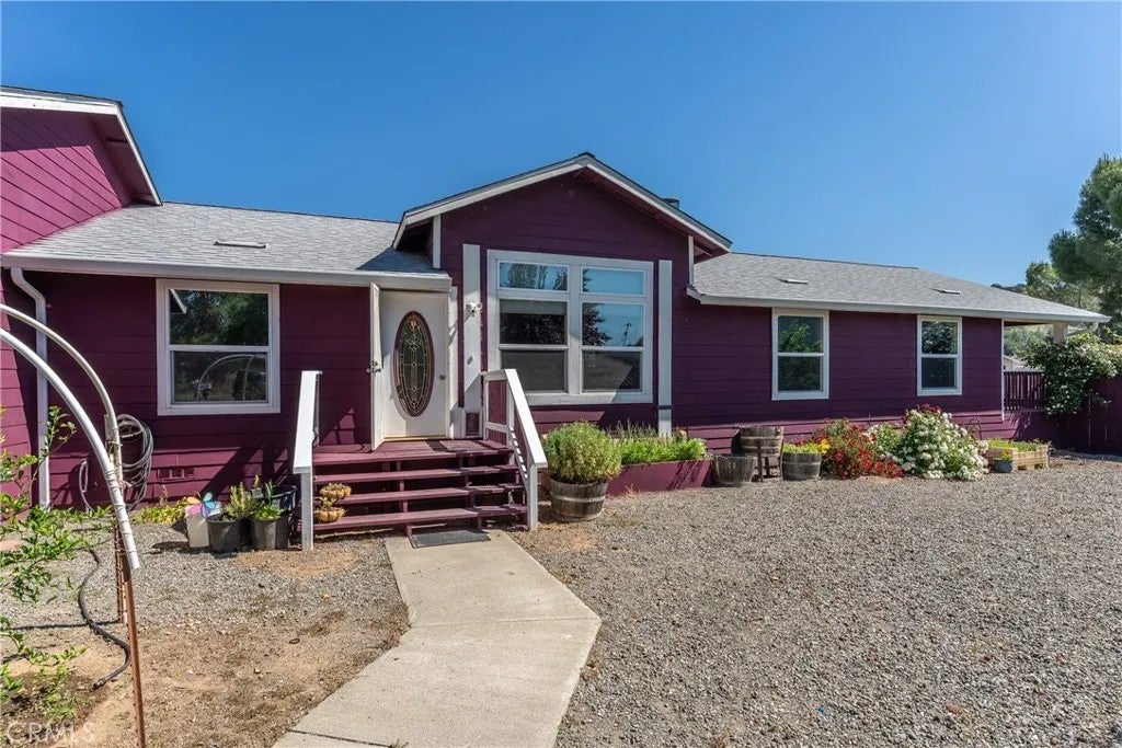 17706 Holly Way — photo