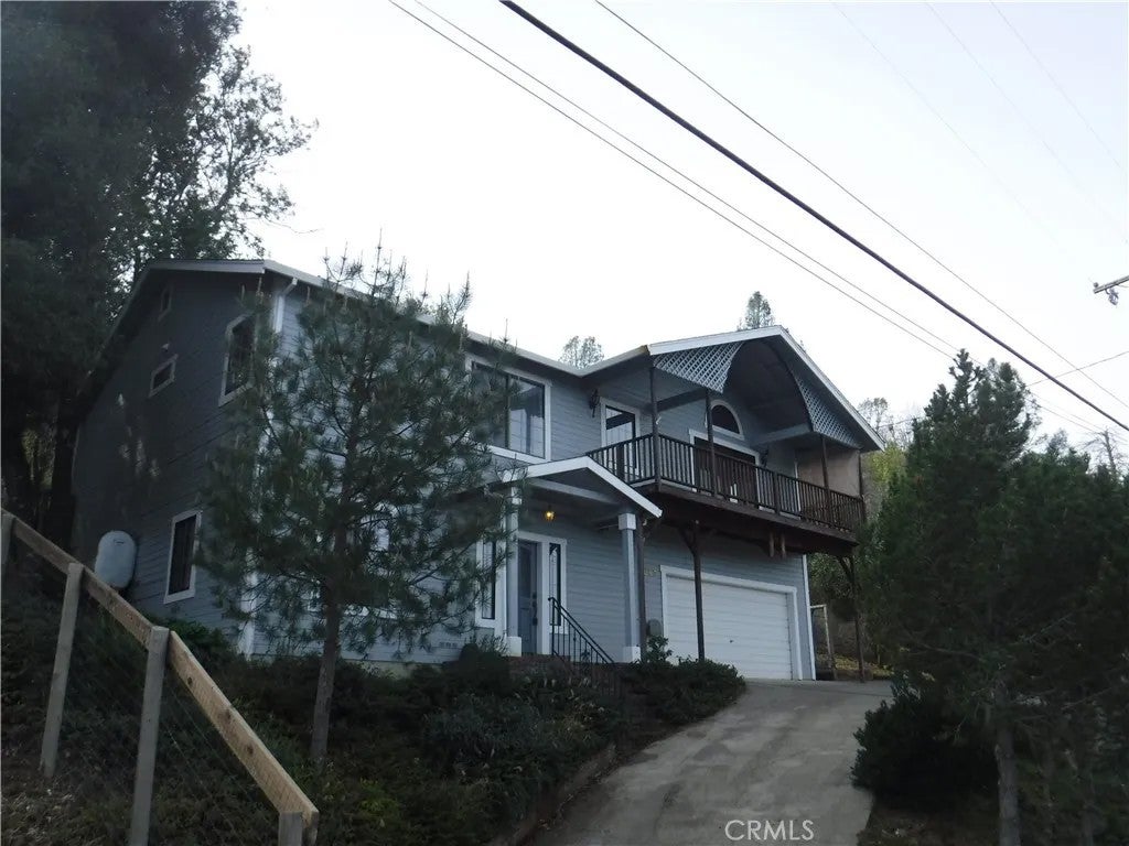 3093 Riviera Heights Drive — photo