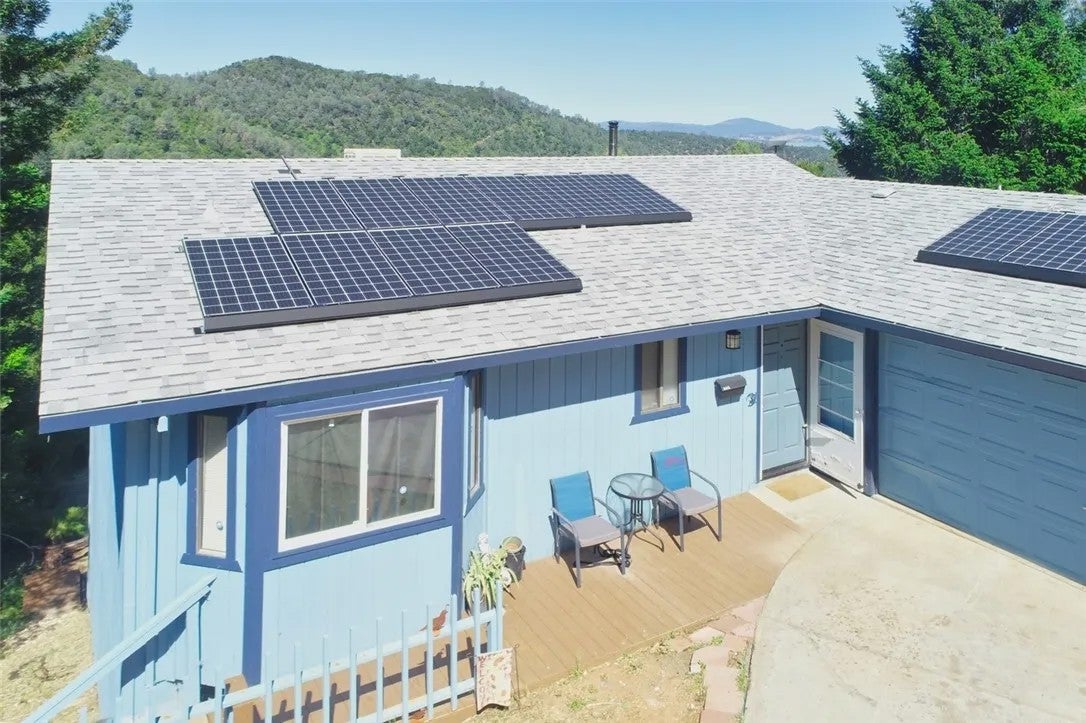 3445 Westridge — photo