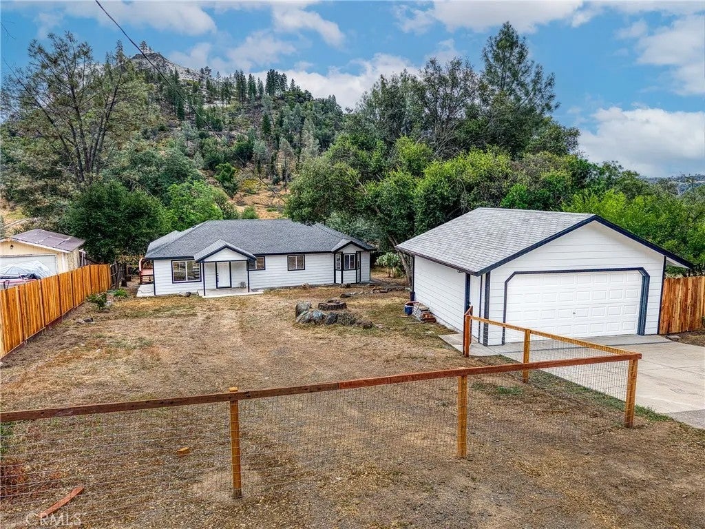 17440 Cache Creek — photo