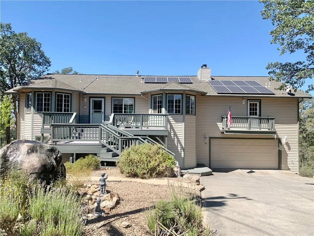 18076 Vista Point Ct — photo
