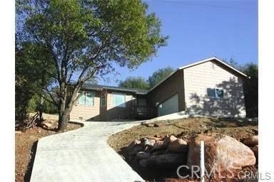 16456 Conestoga Road — photo