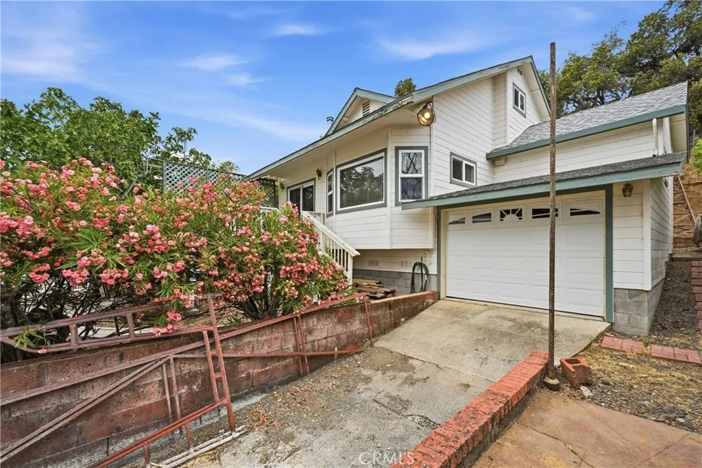 4075 Mesa Drive, Clearlake, CA 95422 — photo 2