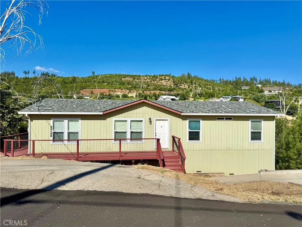 15320 Trinity Road — photo