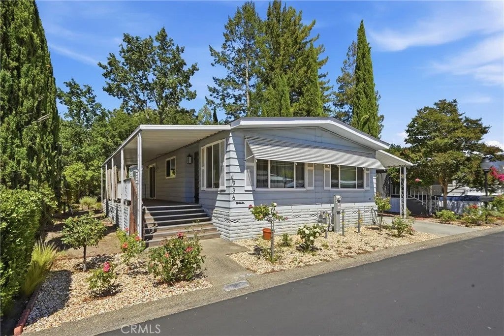 936 Champage N 111 — photo