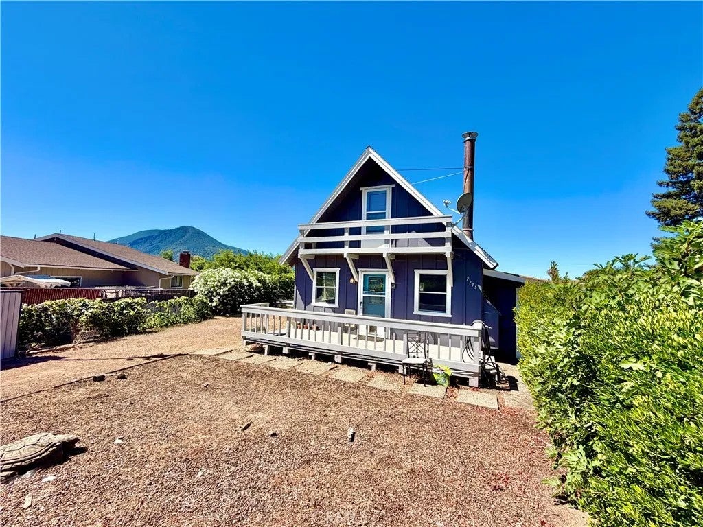 7775 Richard Drive — photo