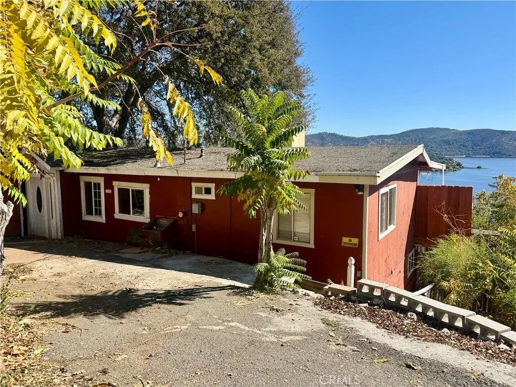 11633 Lakeview Drive — photo