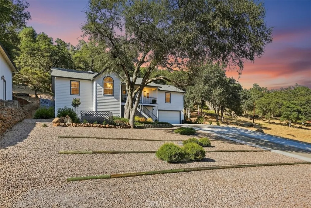 19468 Park Ridge Road, Hidden Valley Lake, CA 95467 — photo 2