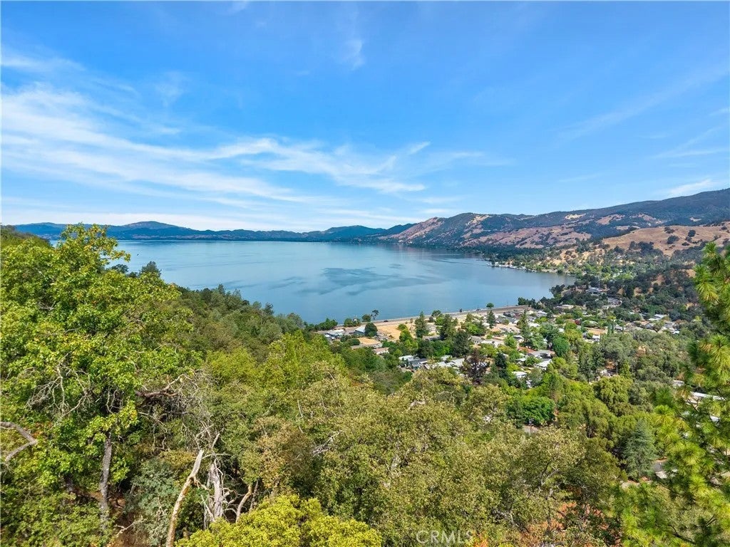 6963 Panoramic Drive — photo