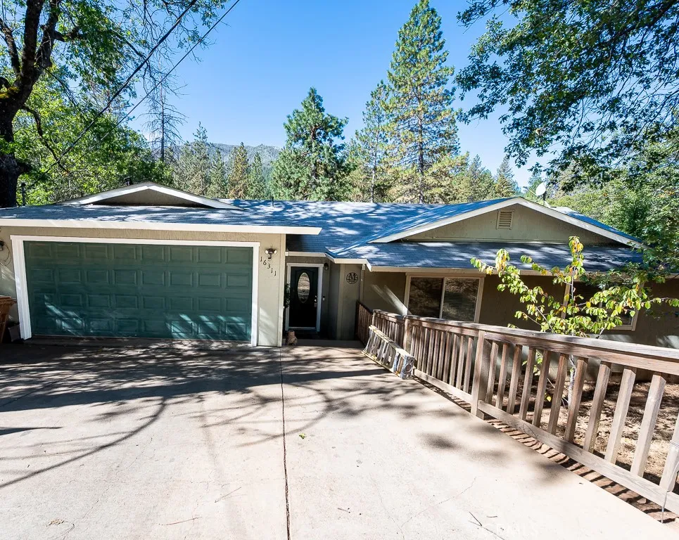 16311 Ponderosa — photo